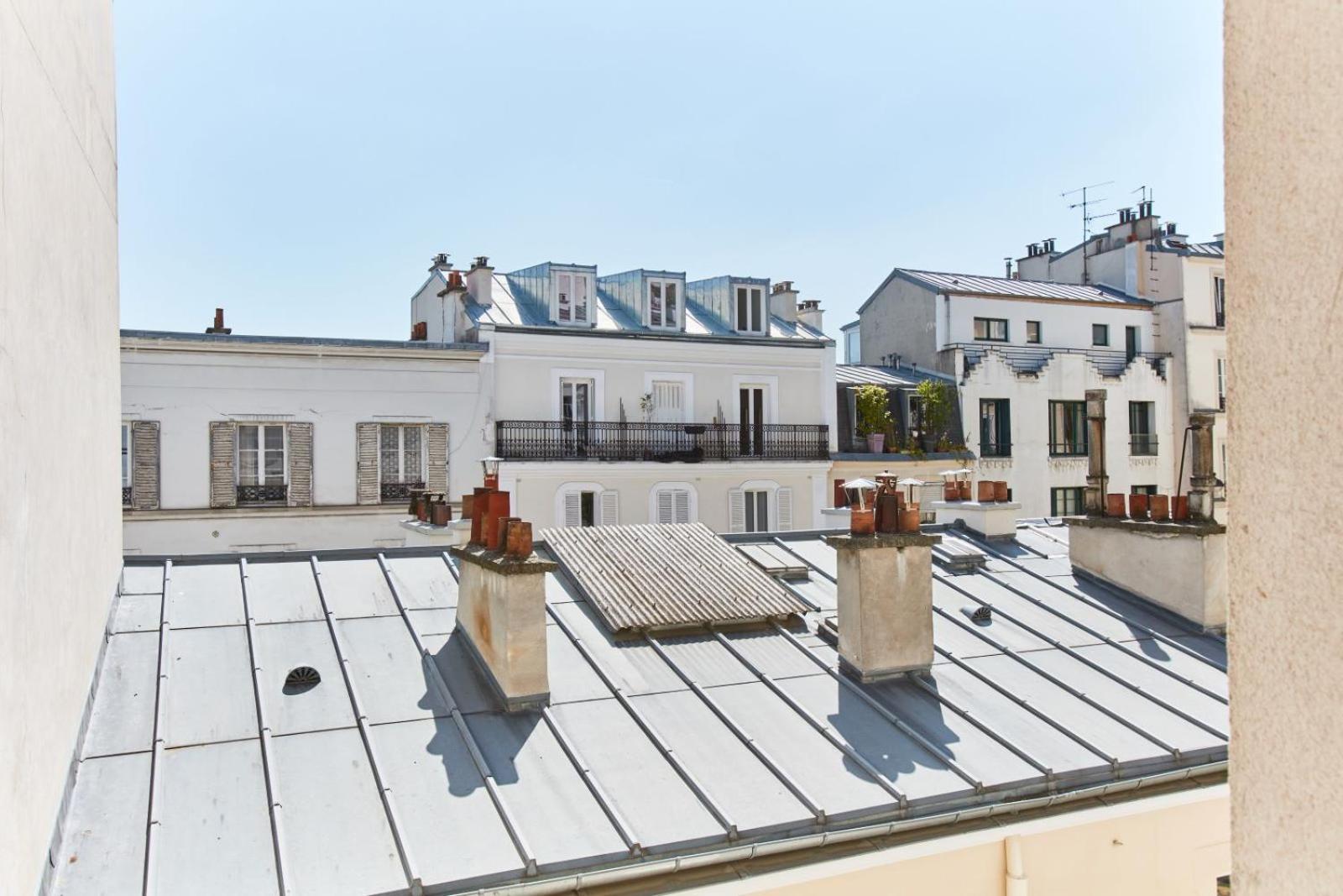 Cosy Montmartre 2Br Apartment Париж Екстериор снимка